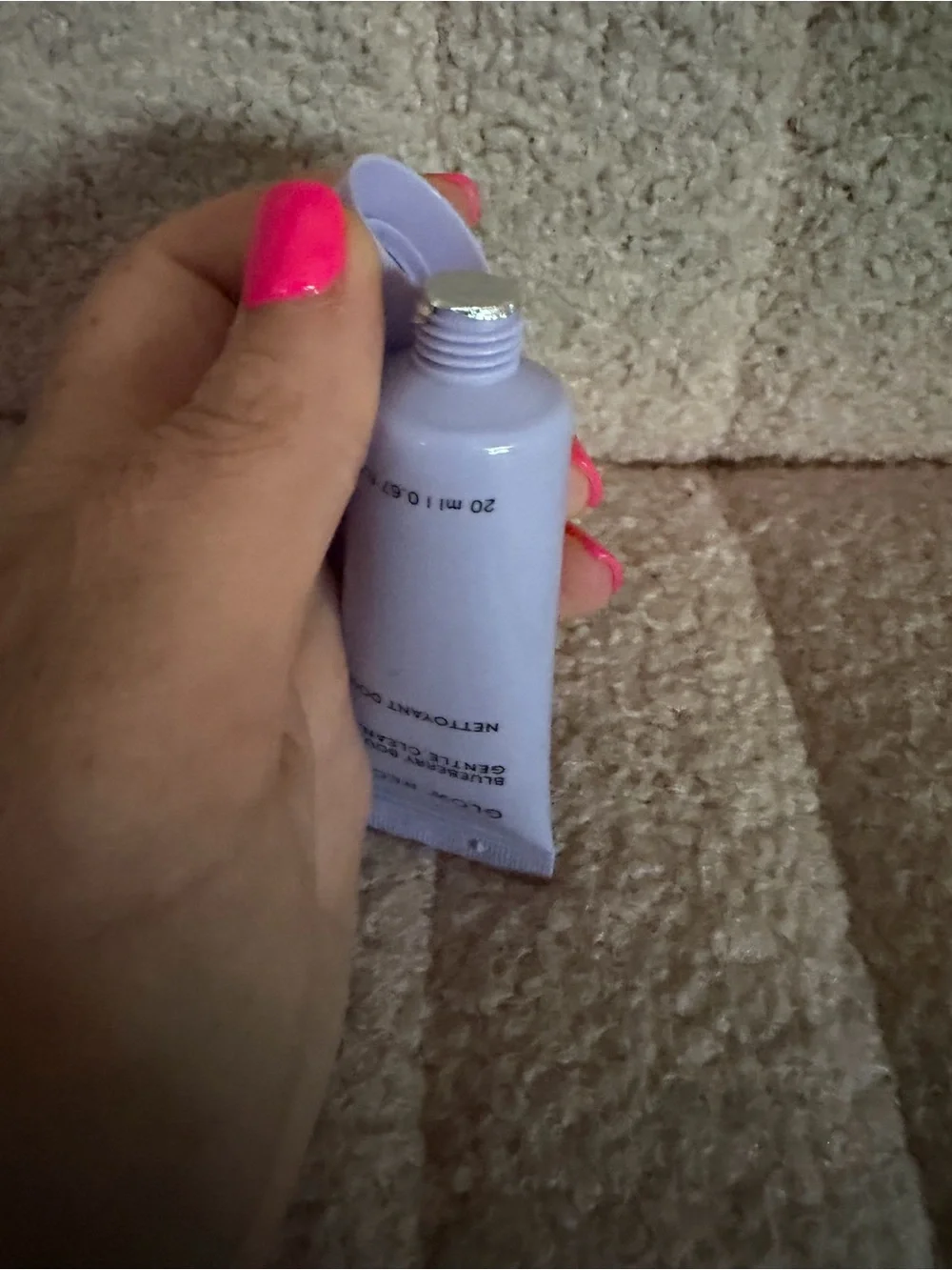 Glow Recipe Blueberry Bounce Gentle Cleanser - Pale Lavender Tube